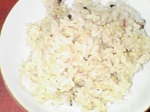米ぬかを入れた 雑穀ご飯です♪
